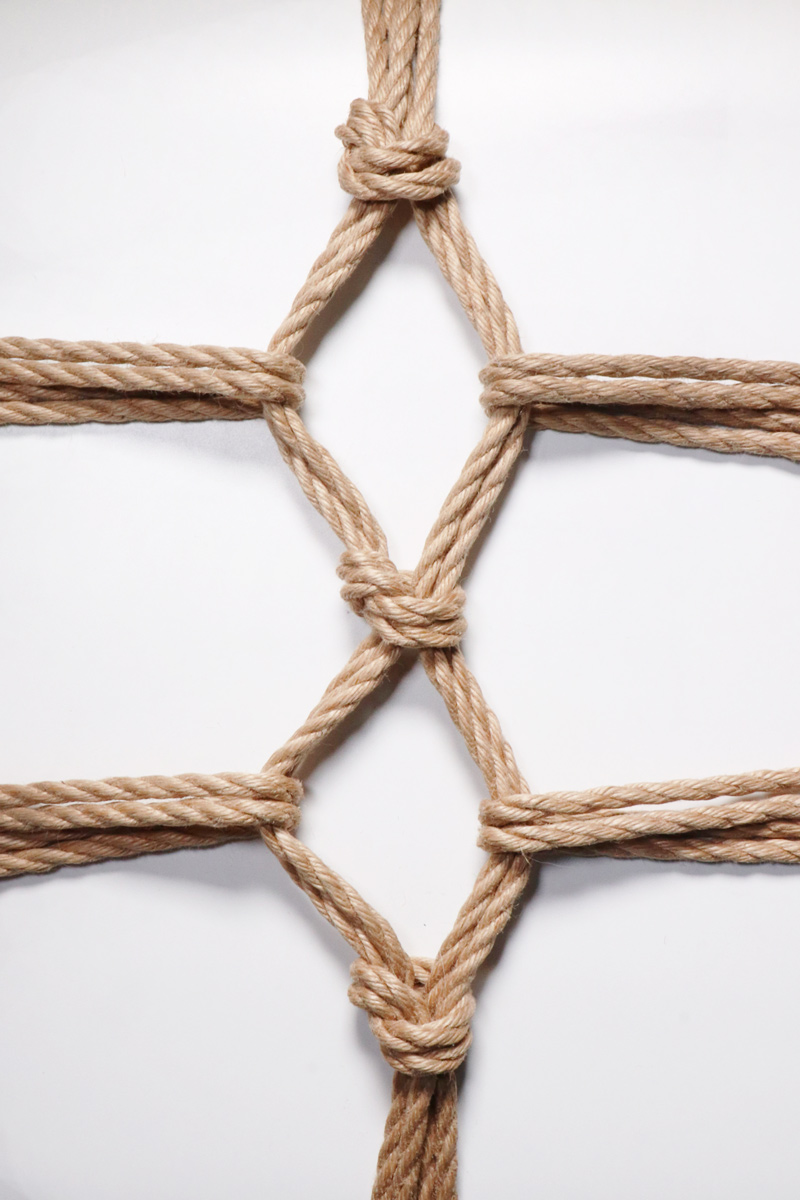 Bild von zwei Hishis aus Seilen